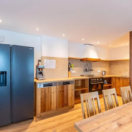 In Bramberg With Sauna & Access, Cleaning Included Vakantiehuis Dorf (Salzburg)