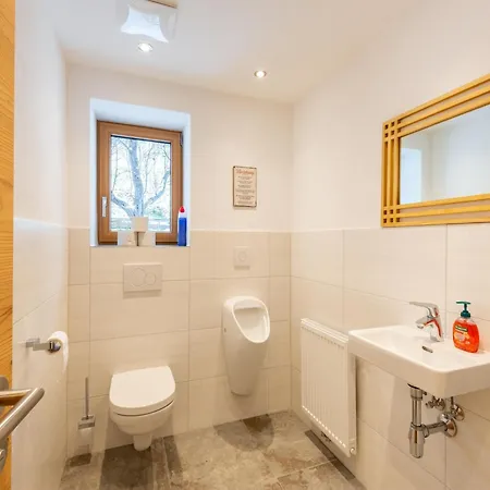 In Bramberg With Sauna & Access, Cleaning Included Vakantiehuis *