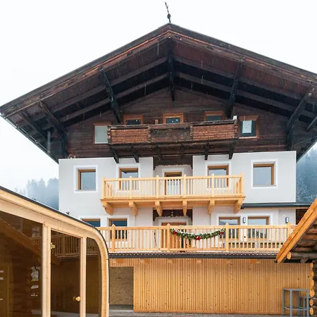 Vakantiehuis In Bramberg With Sauna & Access, Cleaning Included Dorf (Salzburg)